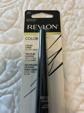 Revlon Balck Colorstay Liquid Liner